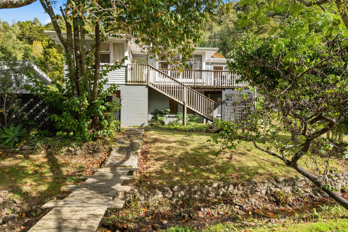 12 Glendale Road, Woodhill, Whangarei - Carousel 1