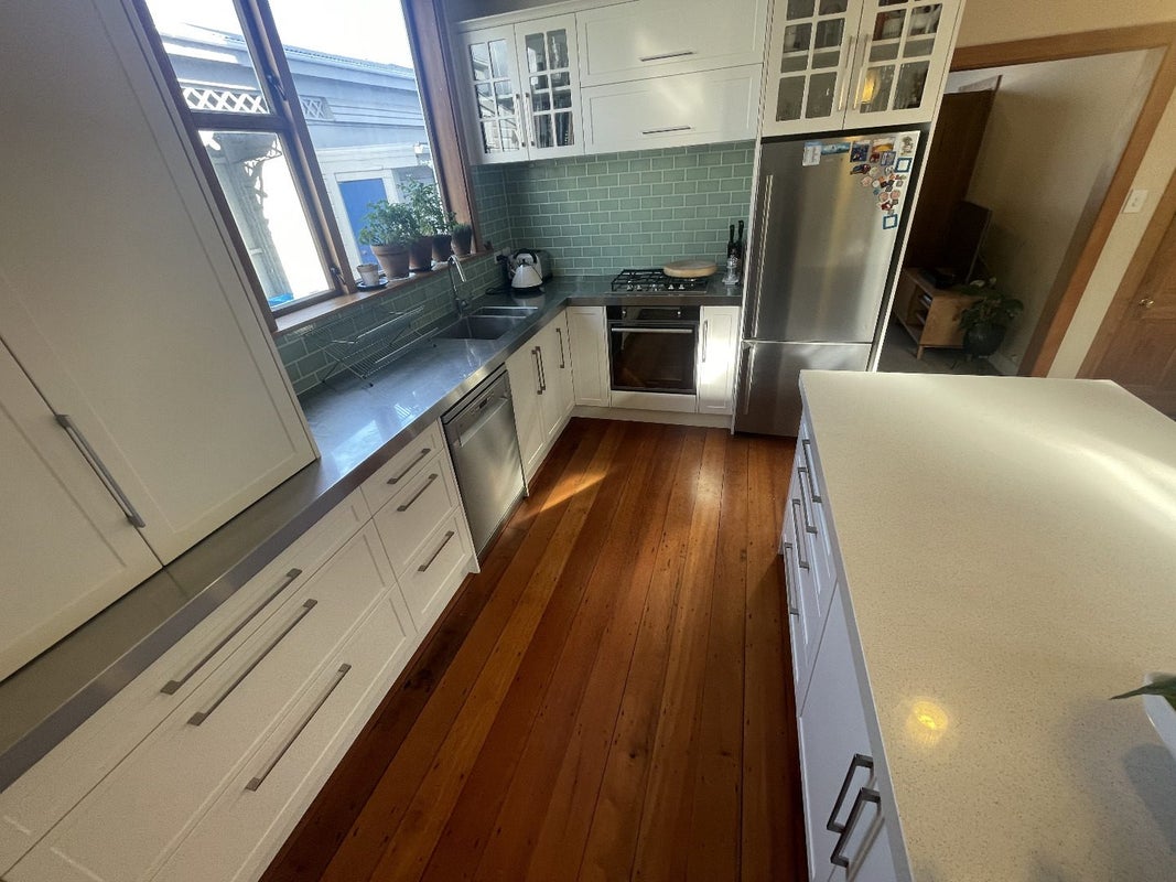 10 HECTOR Street, Petone, Lower Hutt - Carousel 2