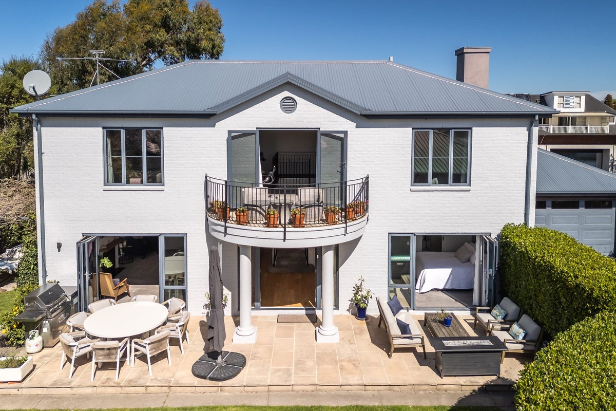 18 Clyde Road, Upper Riccarton, Christchurch - Carousel 1