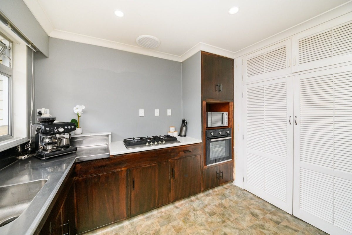 128 Long Melford Road, Awapuni, Palmerston North - Carousel 2