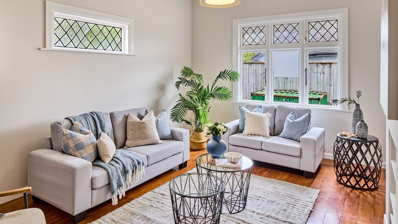 1/44 Copeland Street, Hutt Central, Lower Hutt - Carousel 1