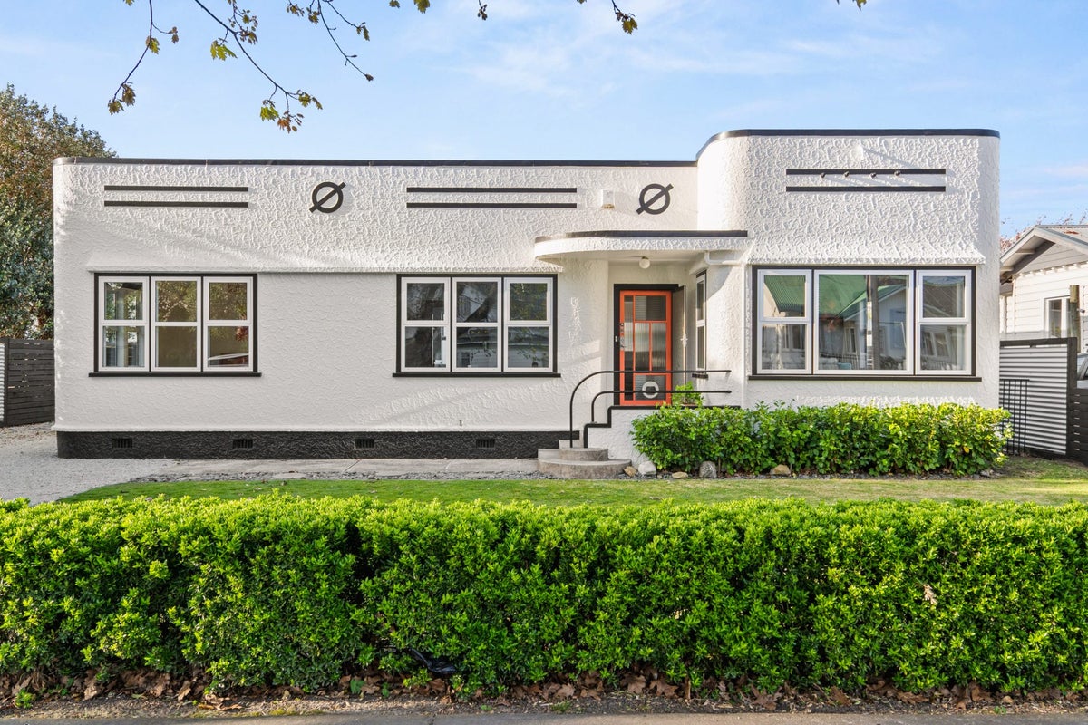 32 Rawiri Street, Kaiti, Gisborne - Carousel 1