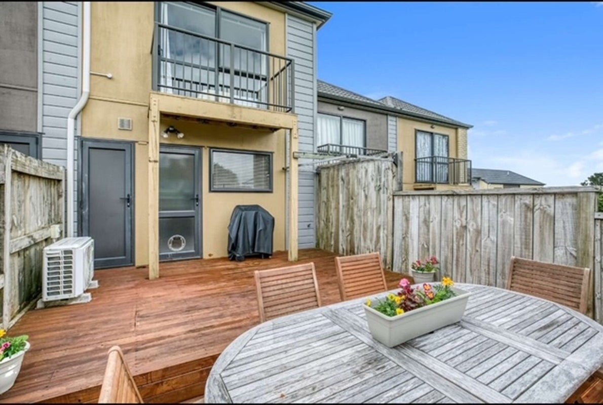 24/94 Glengarry Road, Glen Eden, Auckland - Carousel 15