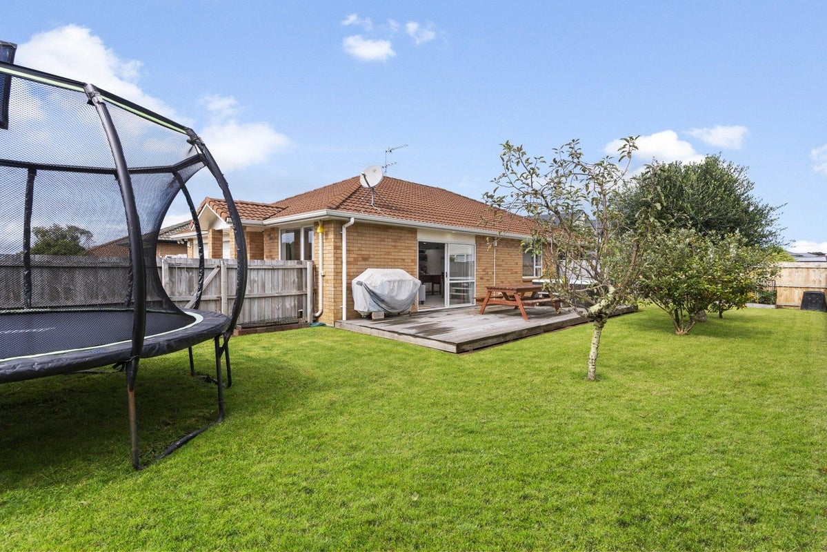 5 Joe F Stanley Place, Otahuhu, Auckland - Carousel 1