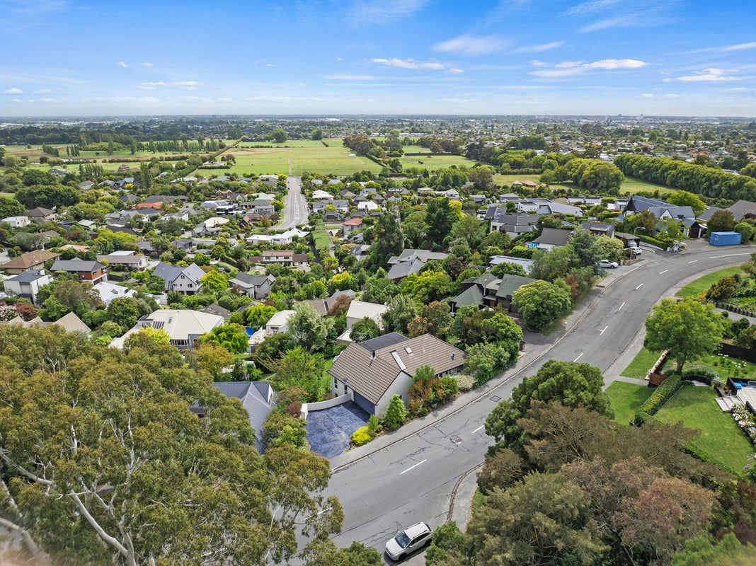14 Sedgwick Way, Westmorland, Christchurch - Carousel 23
