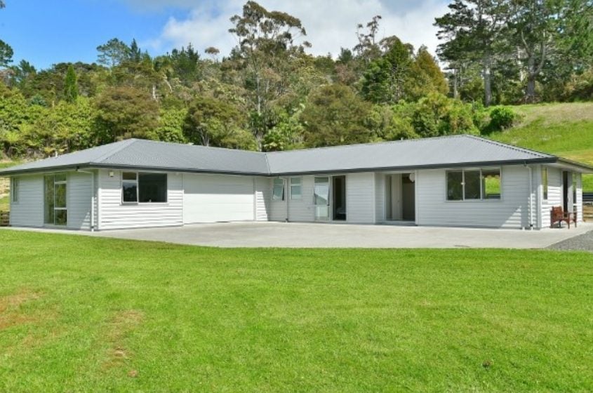 23 Redvale Rise, Albany - Carousel 1