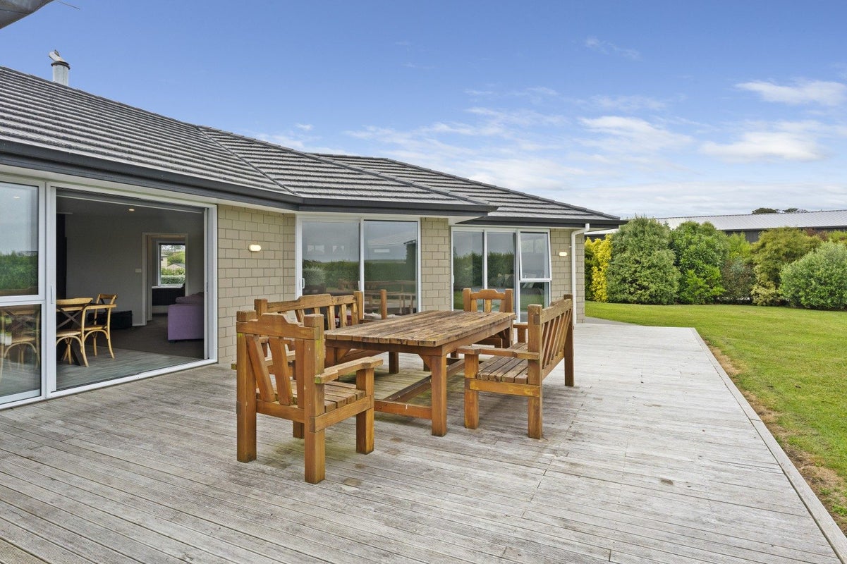 23 Nicholson Drive, Kaitoke, Whanganui - Carousel 42