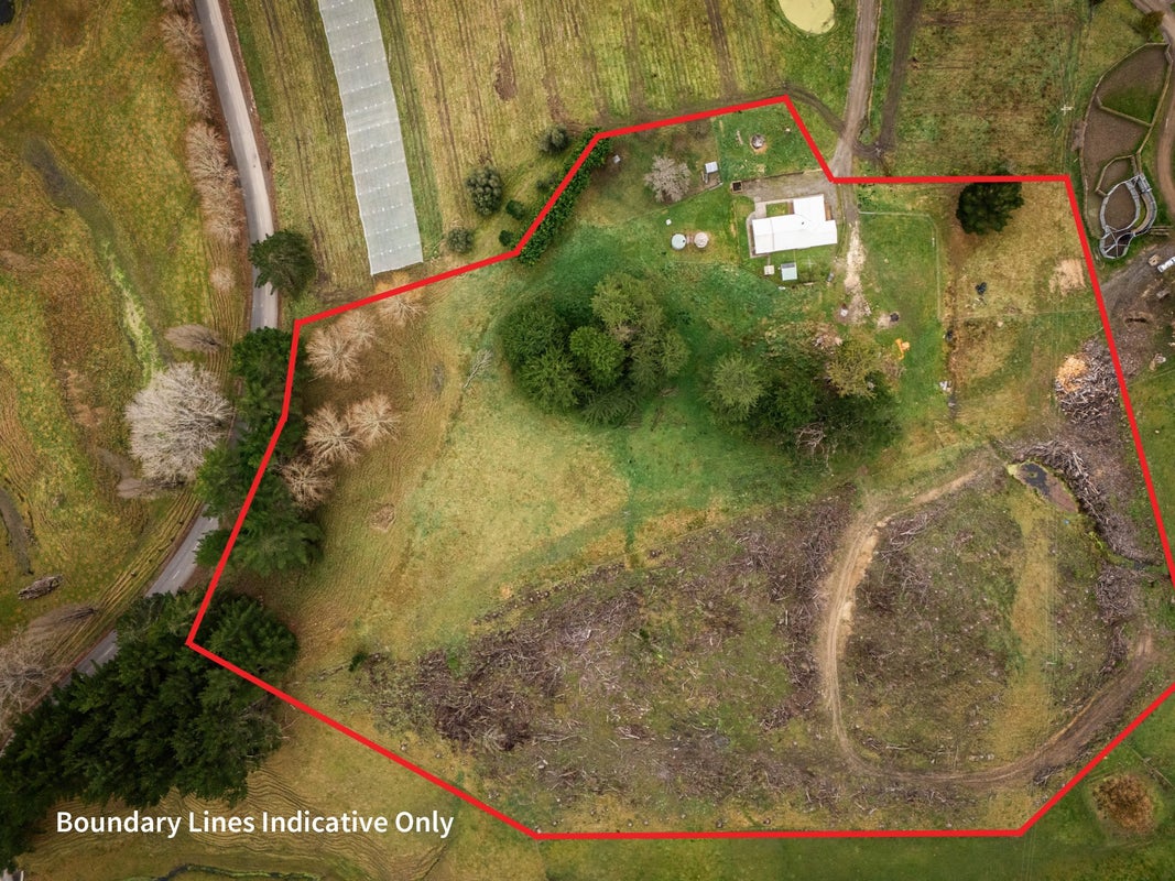 2069 Kahuranaki Road, Havelock North - Carousel 2
