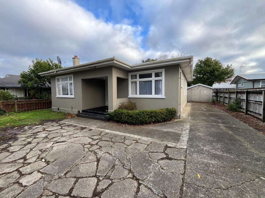 351 College Street, West End, Palmerston North - Carousel 1