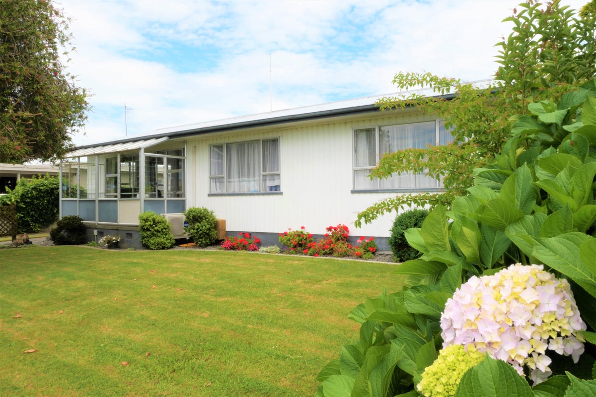 35 Fife Crescent, Tamatea, Napier - Carousel 2