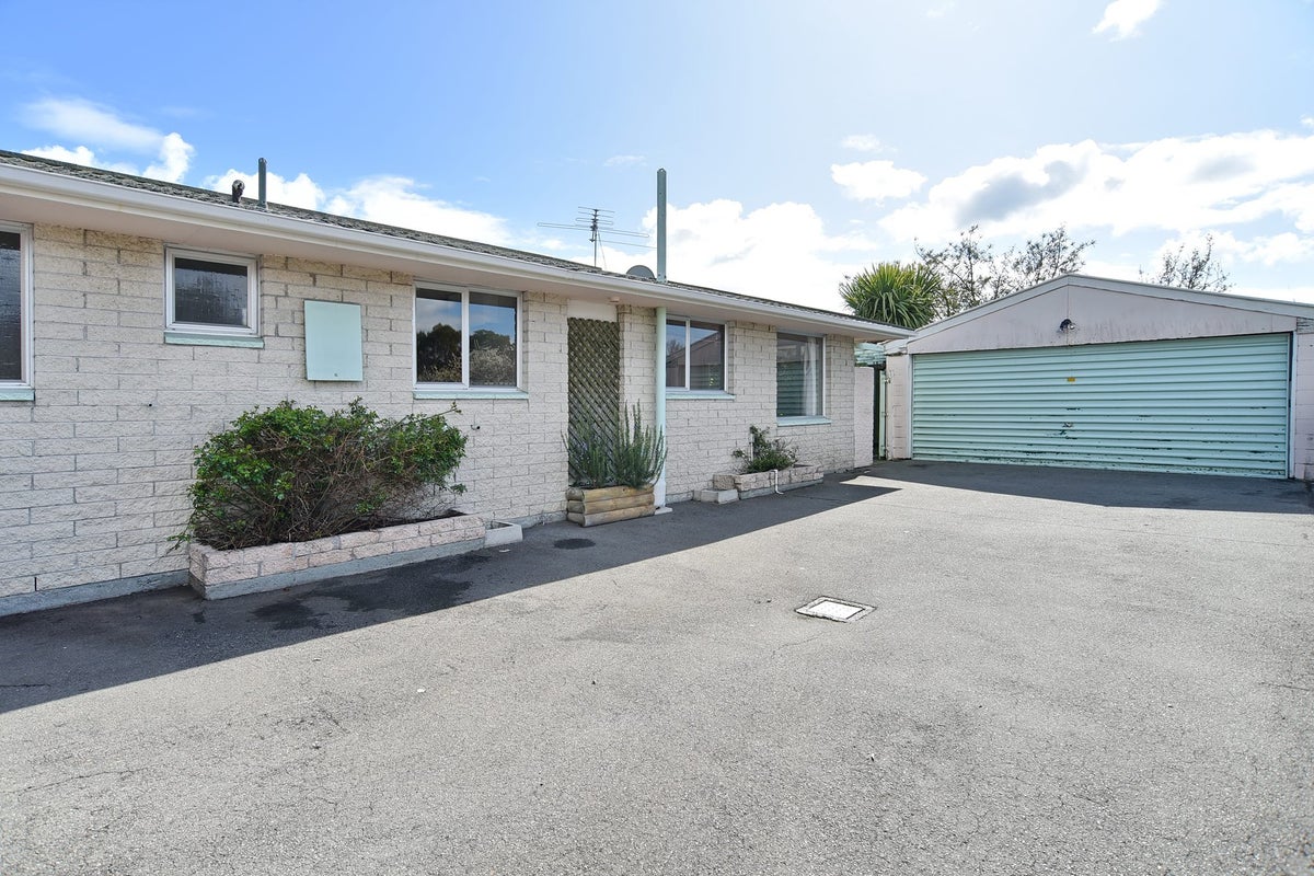 2/332 Wairakei Road, Burnside, Christchurch - Carousel 1