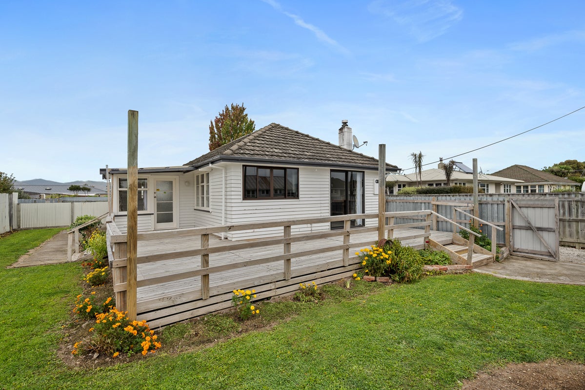 38 Girling Avenue, Mayfield, Blenheim - Carousel 1
