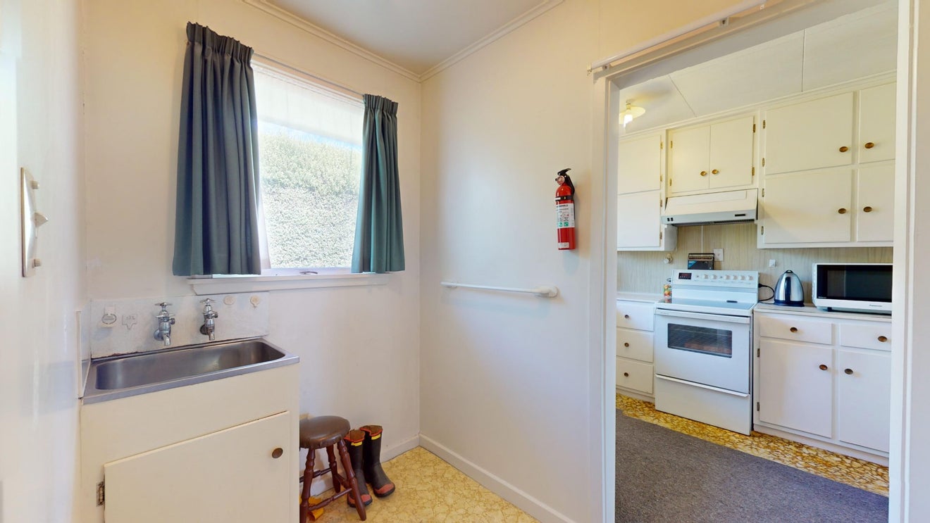3 Burnett Street, Kakanui - Carousel 2