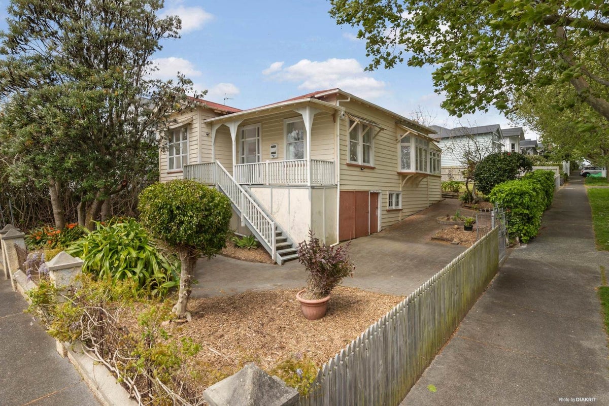 17 Baildon Road, Grey Lynn, Auckland City, Auckland - Carousel 1