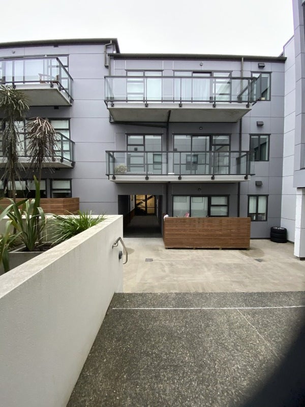 203/181 Tasman Street, Mount Cook, Wellington - Carousel 18