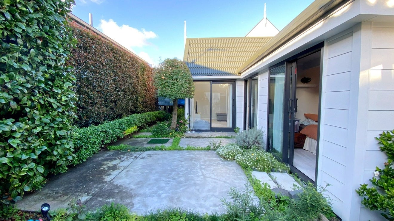 2/852 Manukau Road, Onehunga, Auckland - Carousel 9