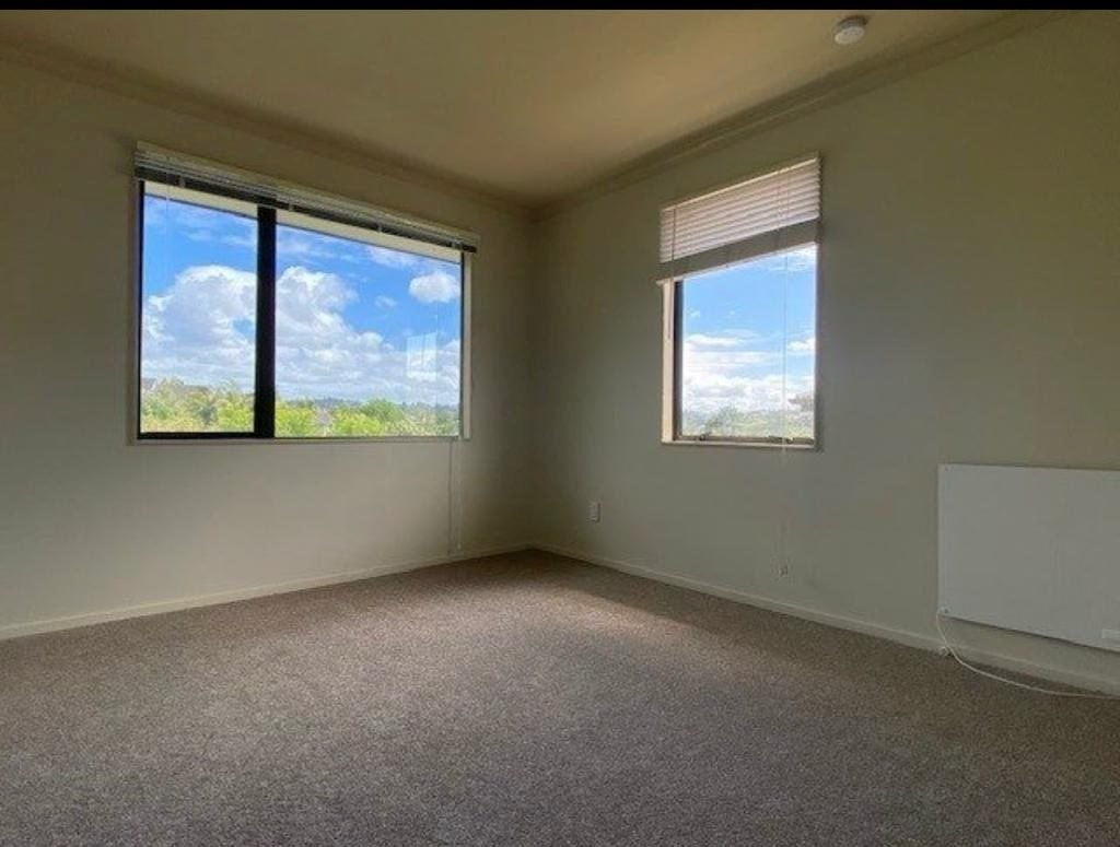 1/31 Orwell Road, Greenhithe, Auckland - Carousel 2