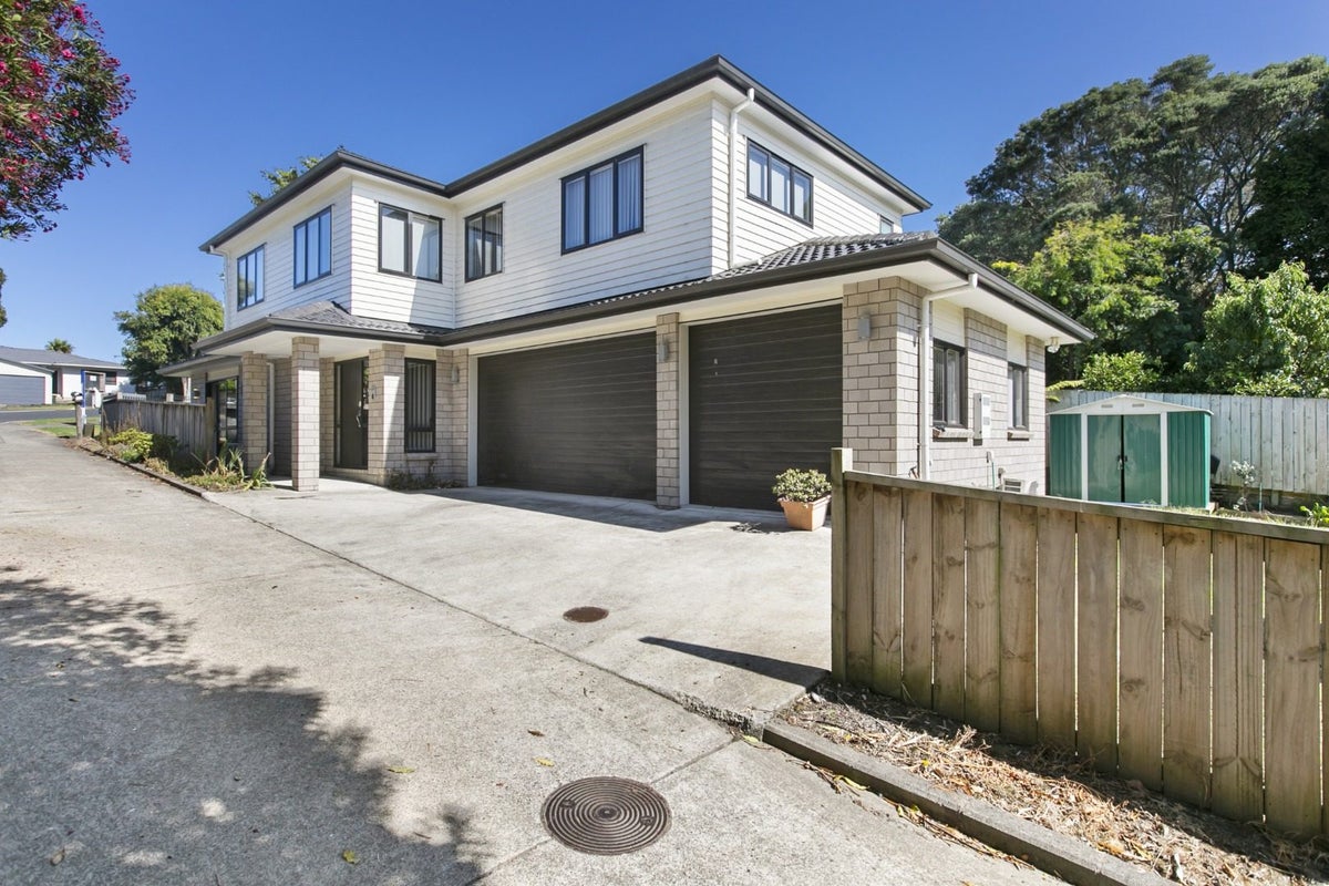28 Stratford Road, Manurewa, Auckland - Carousel 1