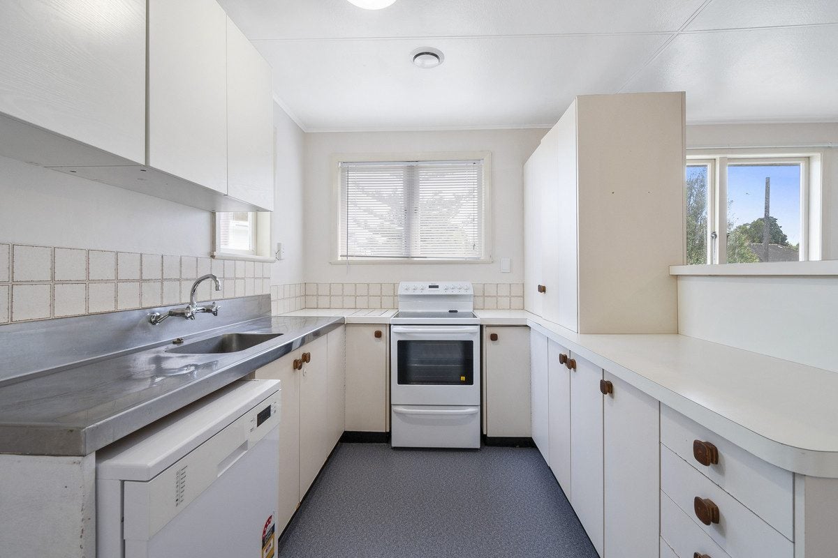 130 Gillespies Line, Cloverlea, Palmerston North - Carousel 1