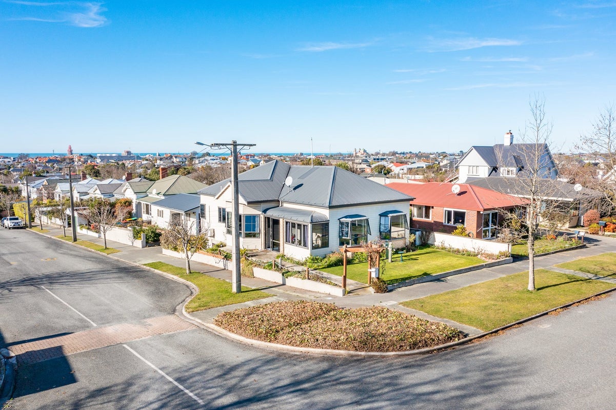 81 Avenue Road, West End, Timaru - Carousel 28