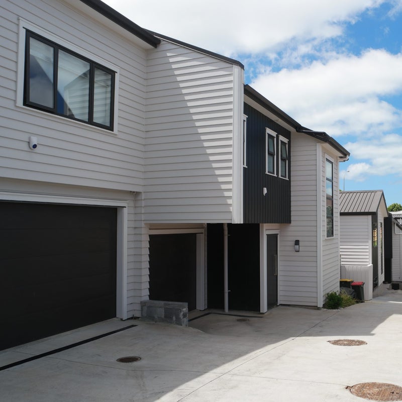 50B Botany Road, Botany Downs, Auckland - Carousel 1