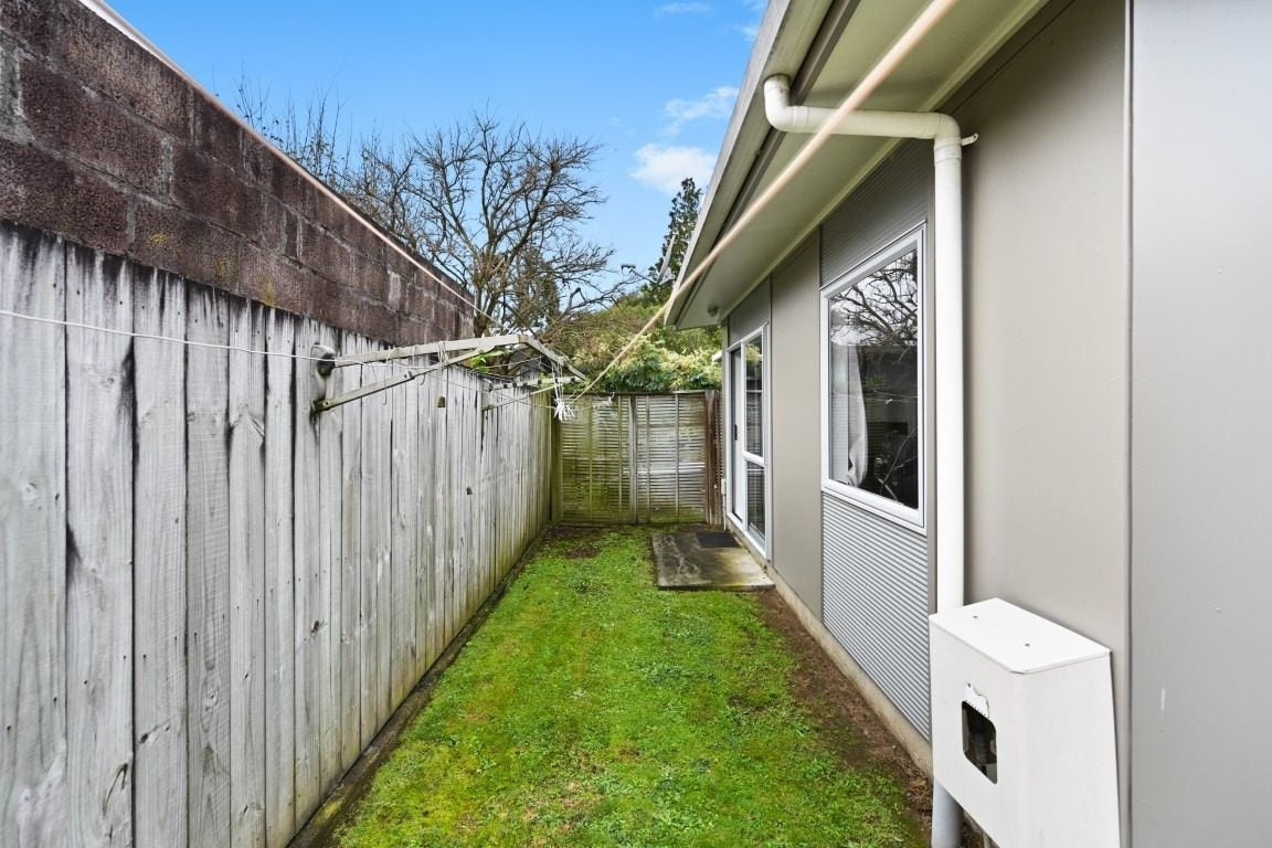 16C Dowding Street, Melville, Hamilton - Carousel 13
