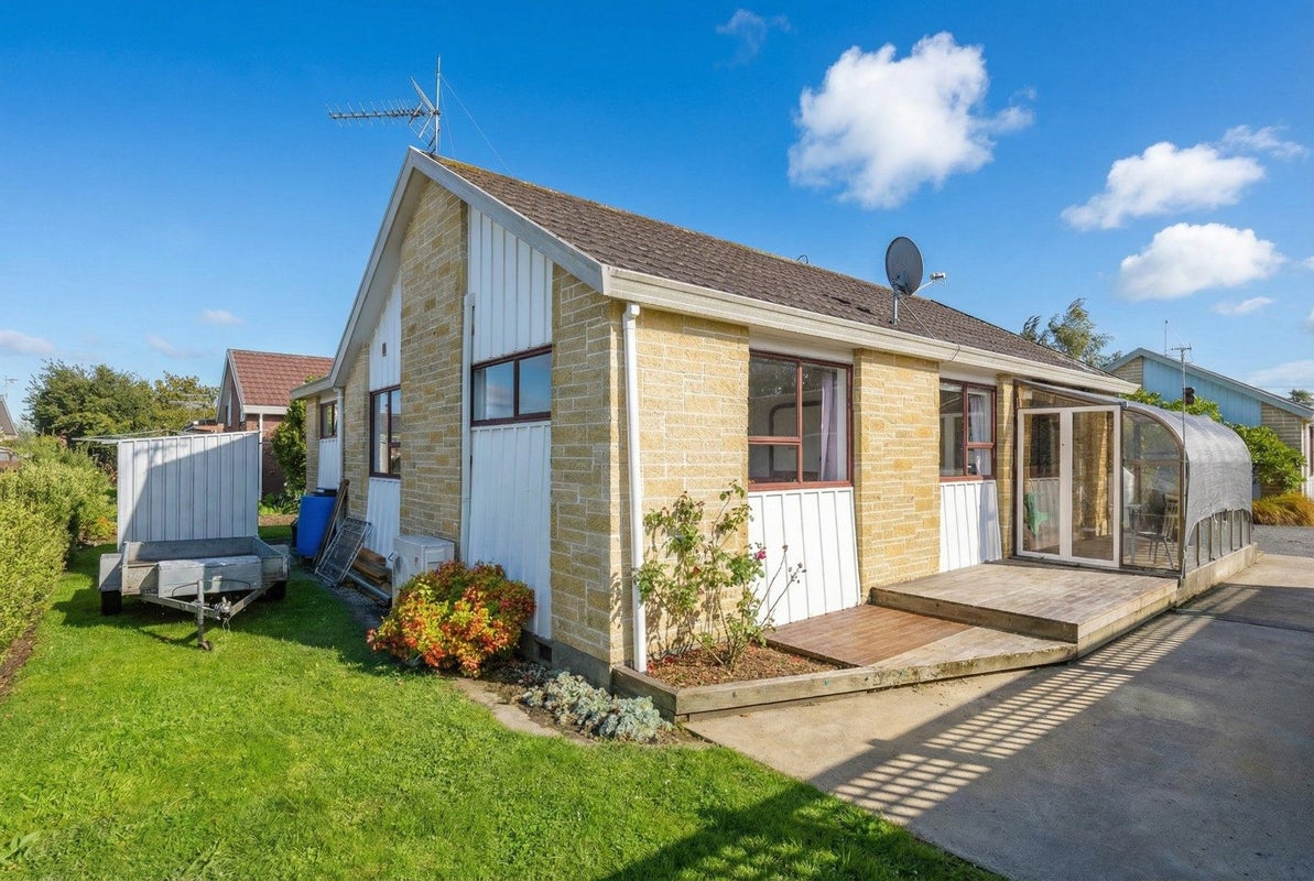 5C Millard Avenue, Kuripuni, Masterton - Carousel 1