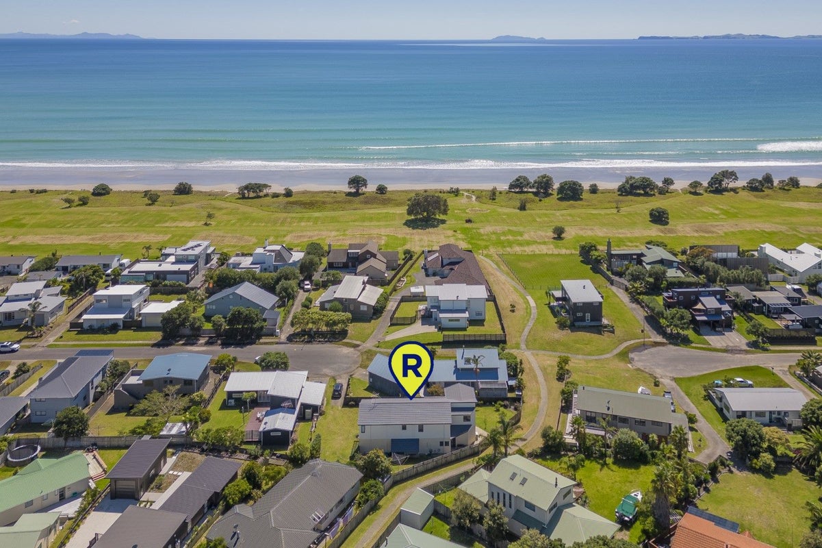 110 Corokia Place, Matarangi, Whitianga - Carousel 1