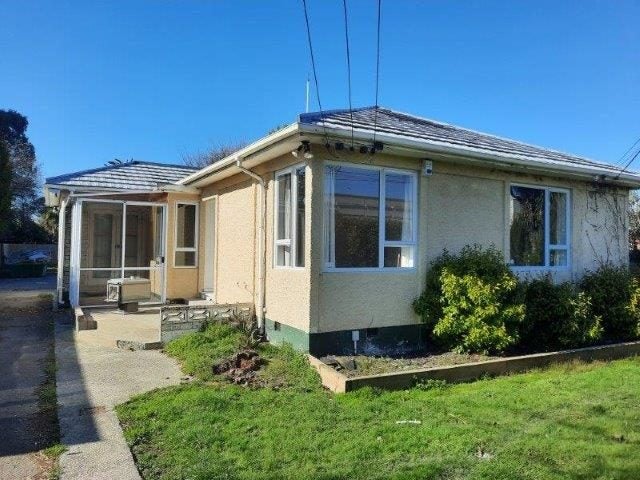 36 Golf Links Road, Shirley, Christchurch - Carousel 1