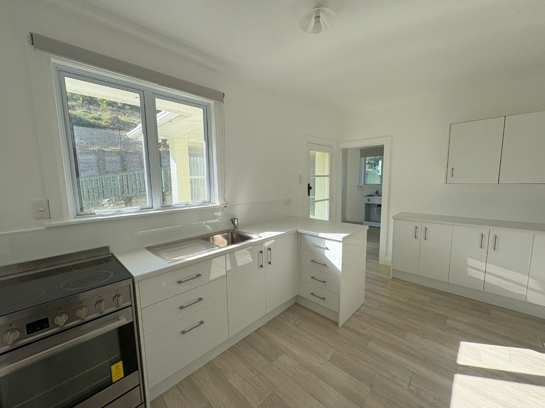 2 Jessie Street, Parahaki, Whangarei - Carousel 1