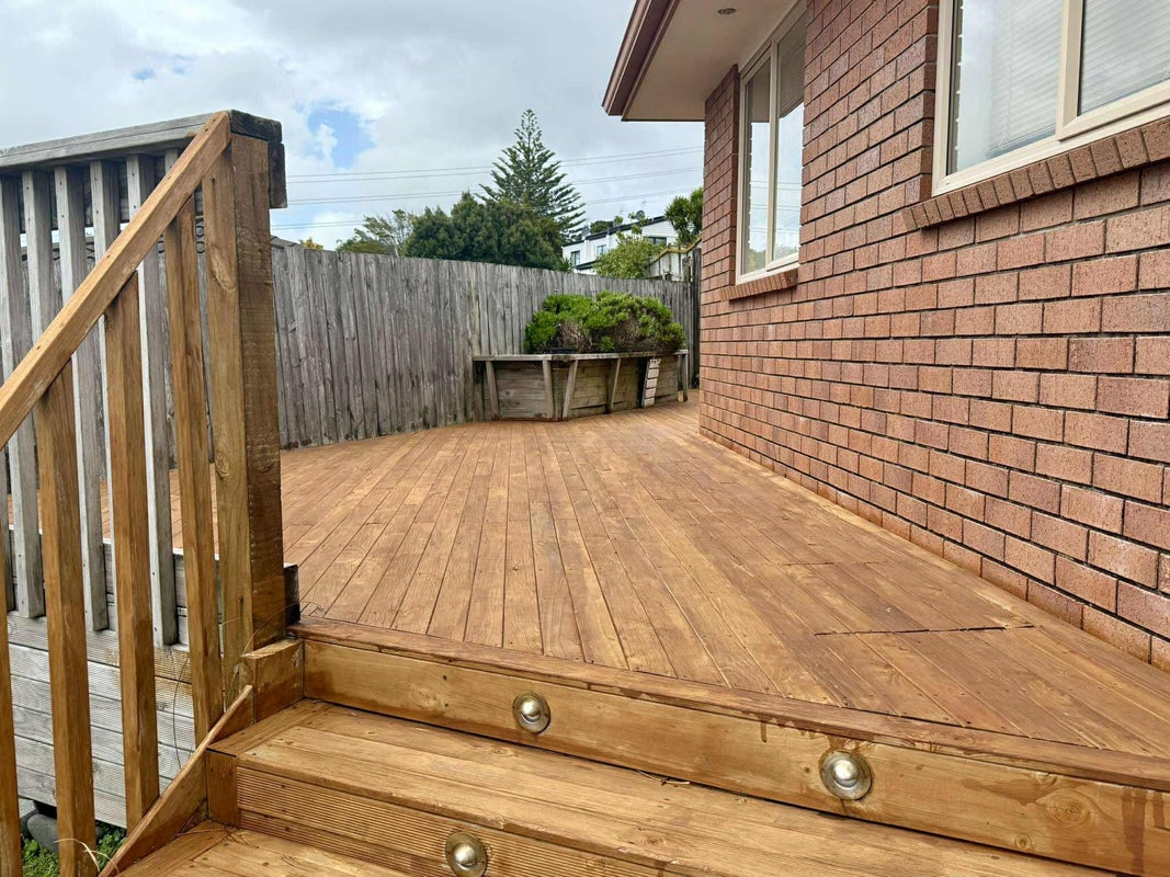 13 Dovey Place, Massey, Auckland - Carousel 2
