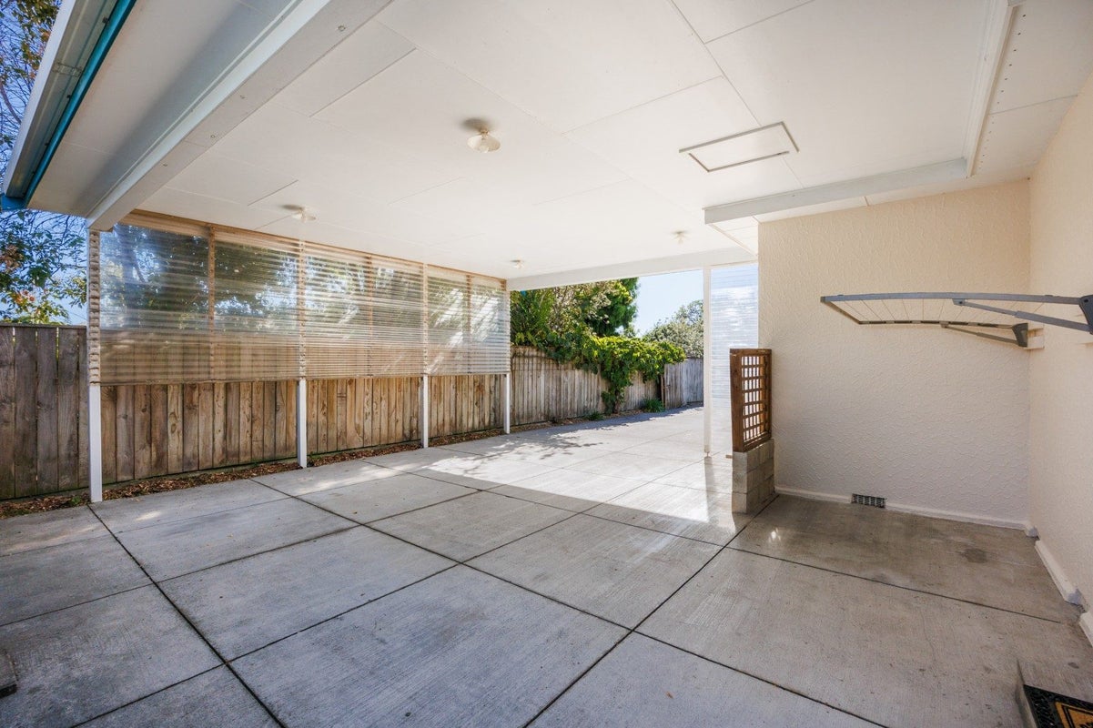 16 College Street, Awapuni, Palmerston North - Carousel 23