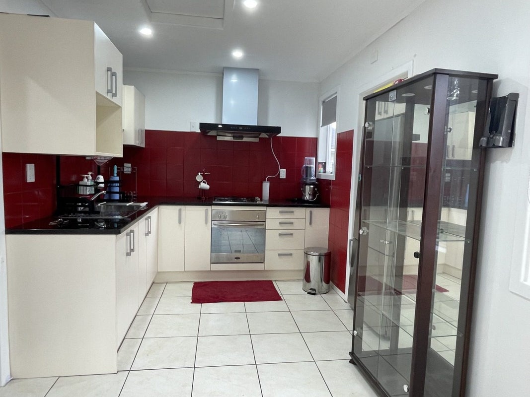 69 Gifford Avenue, Wesley, Auckland - Carousel 2