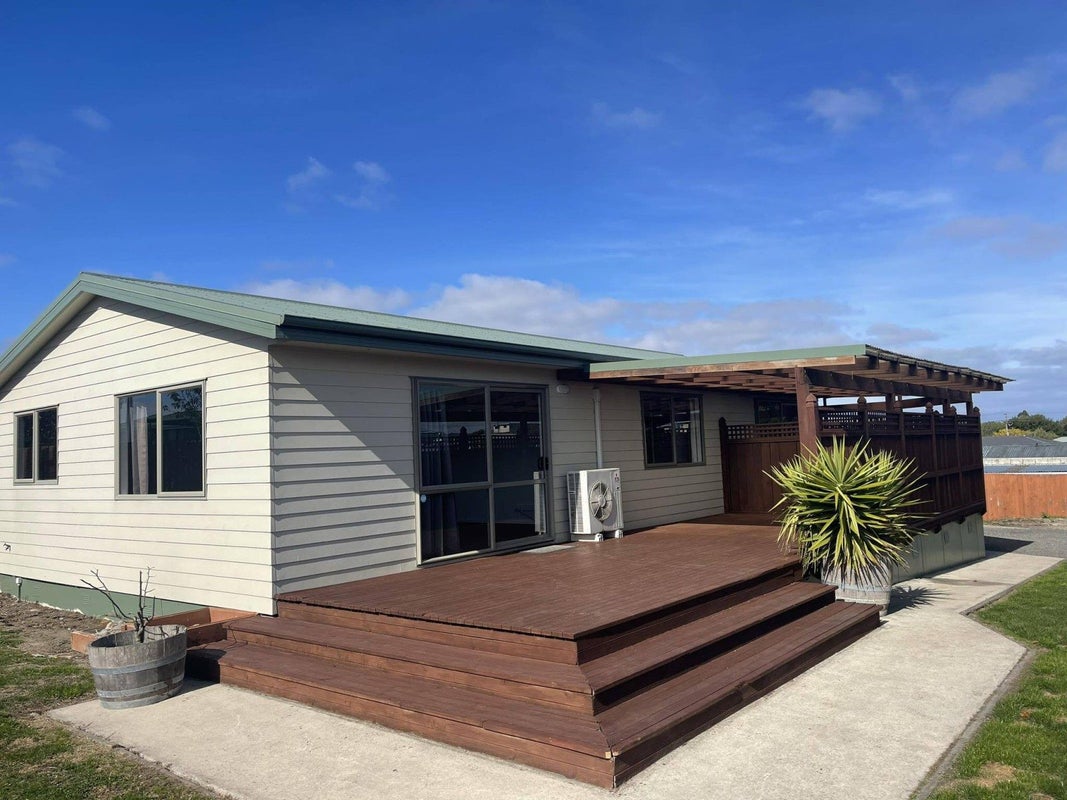 20 Charles Street, Weston, Oamaru - Carousel 1