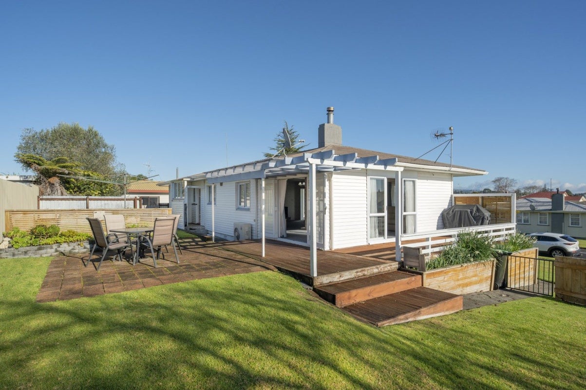 2 Lisbon Street, Greerton, Tauranga - Carousel 1