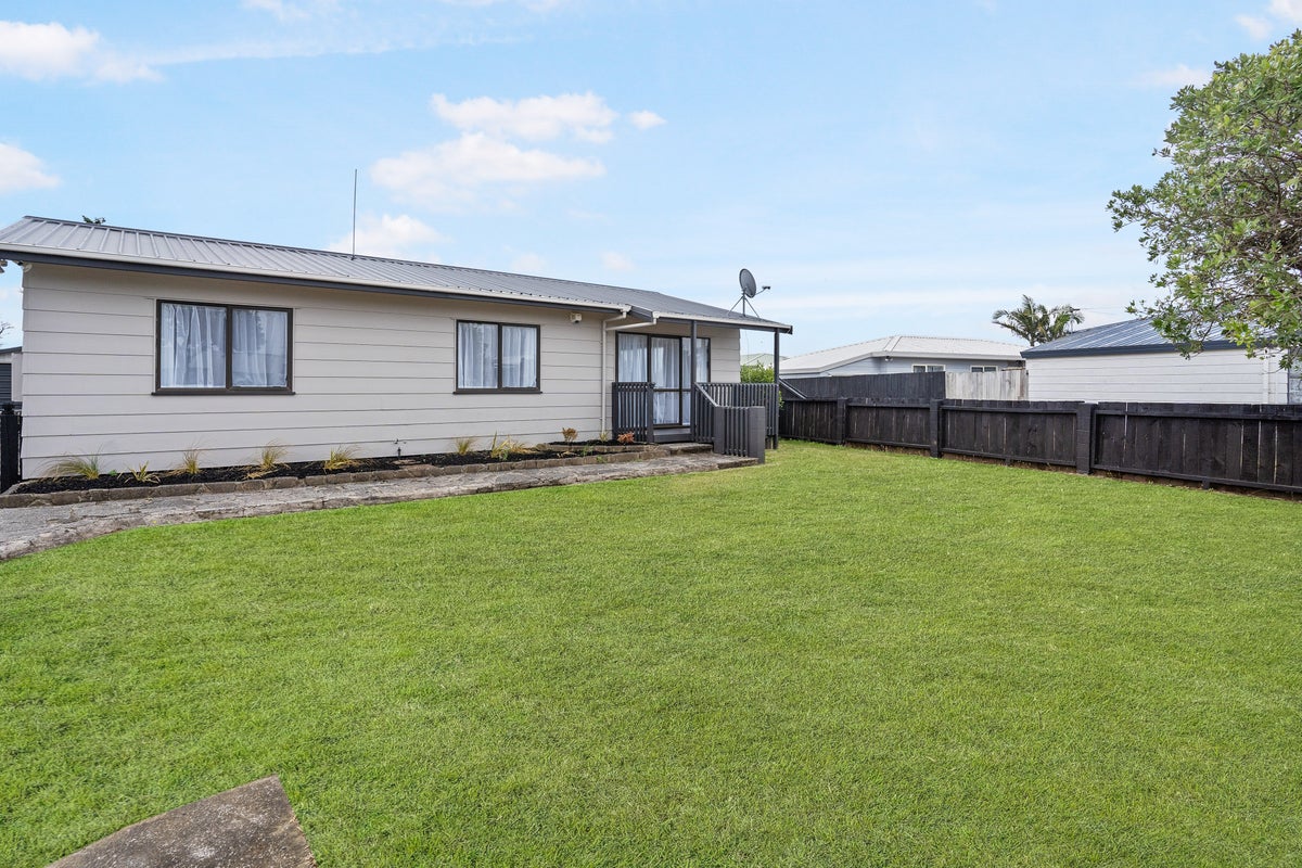 47 Templeton Place, Clendon Park, Auckland - Carousel 20