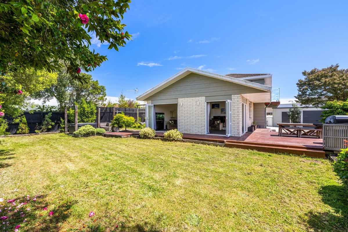 28 Sapphire Street, Casebrook, Christchurch - Carousel 1