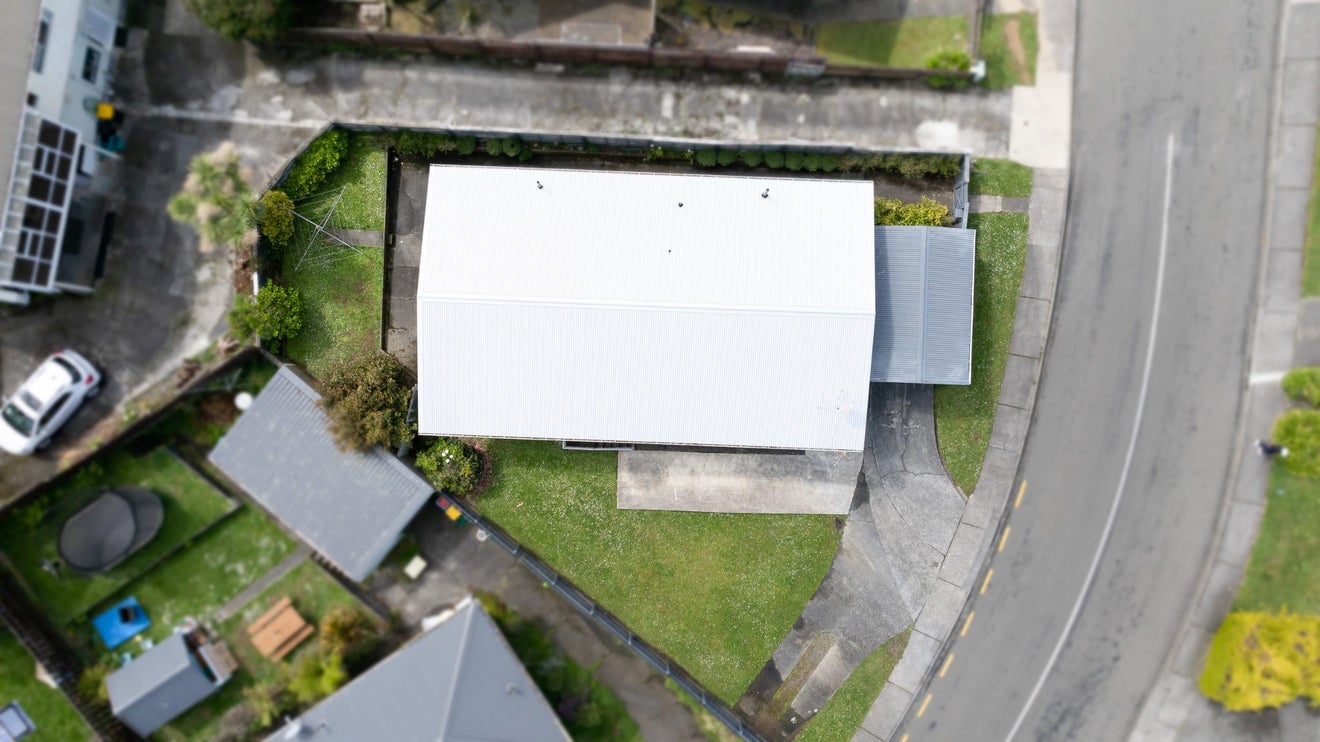 20 Branscombe Street, Johnsonville, Wellington - Carousel 20