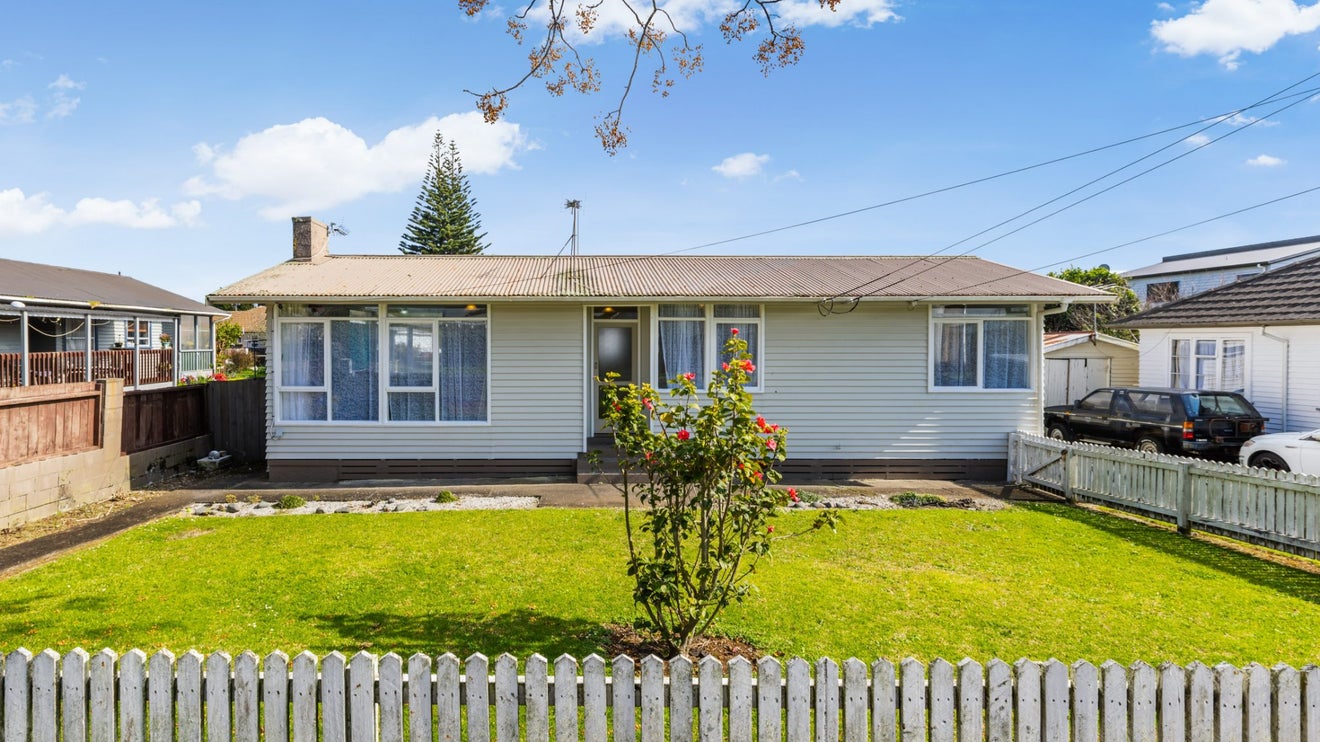 2A Kent Road, Manurewa, Auckland - Carousel 1