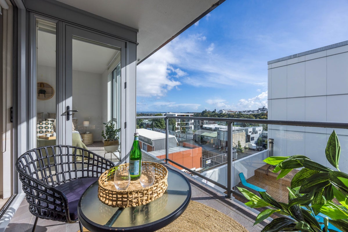 5P/435 New North Road, Kingsland, Auckland - Carousel 2