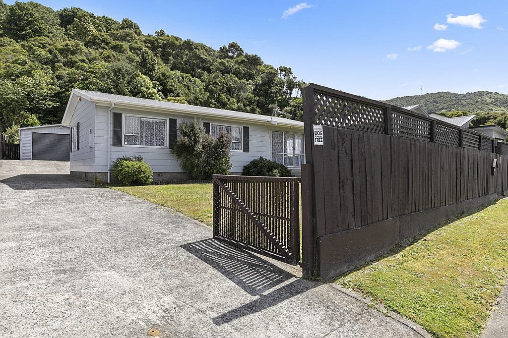 73 Mohaka Street, Wainuiomata, Lower Hutt - Carousel 1