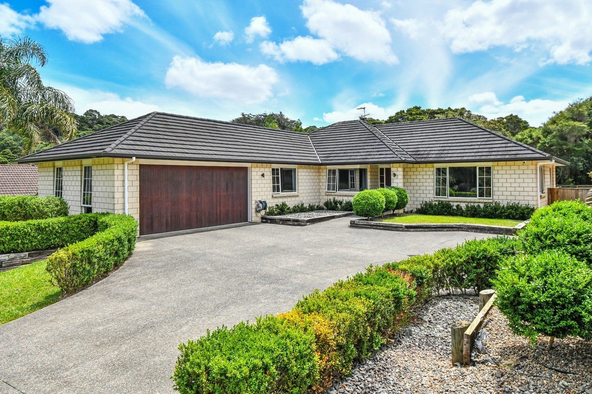 5 Nita Place, The Gardens, Auckland - Carousel 1