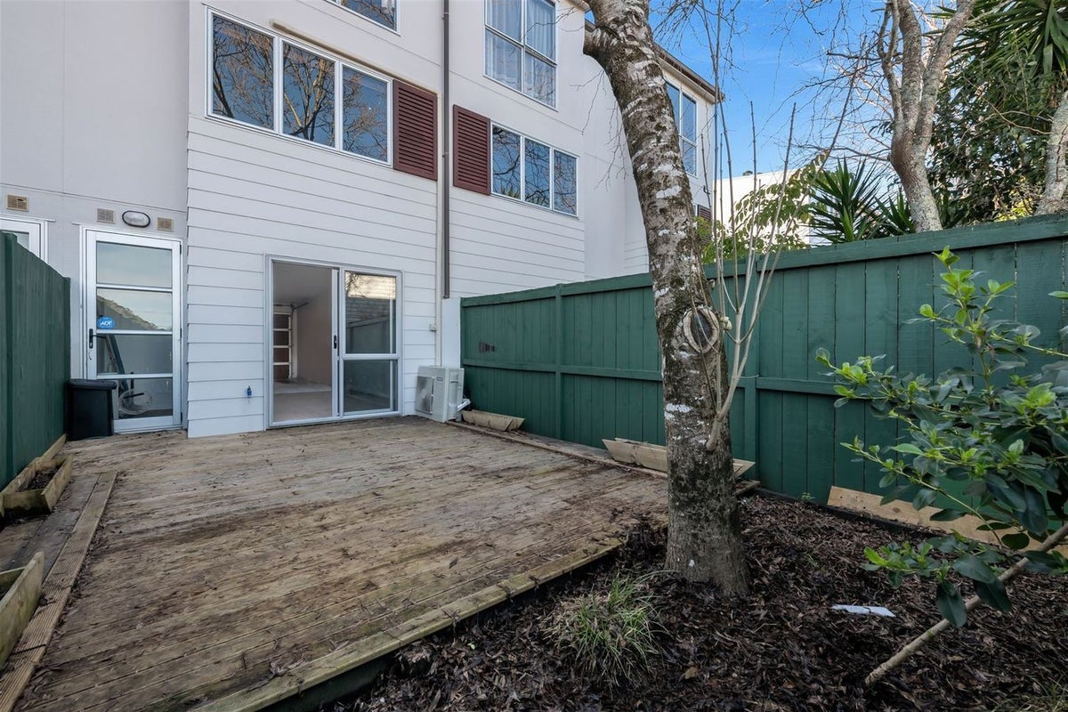10/852 Mount Eden Road, Three Kings, Auckland - Carousel 12