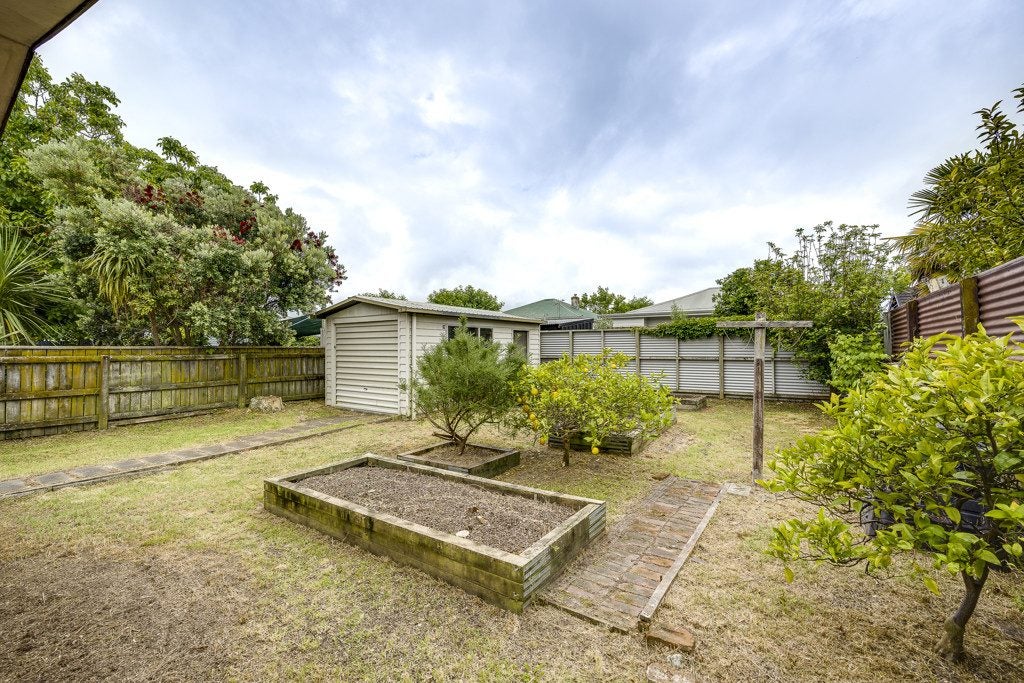 34 Ossian Street, Ahuriri, Napier - Carousel 12