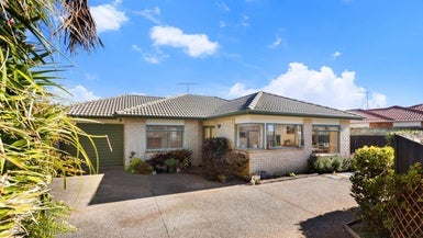 2 Dan Tori Place, Orewa, Orewa - Carousel 1