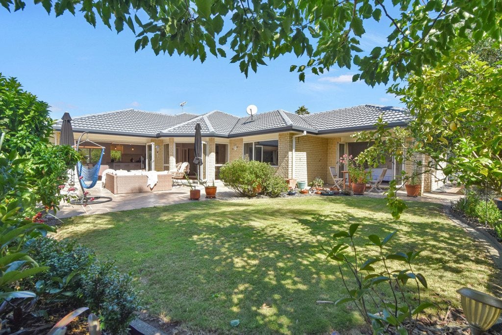 11 Kokomo Key, Papamoa Beach, Papamoa - Carousel 1