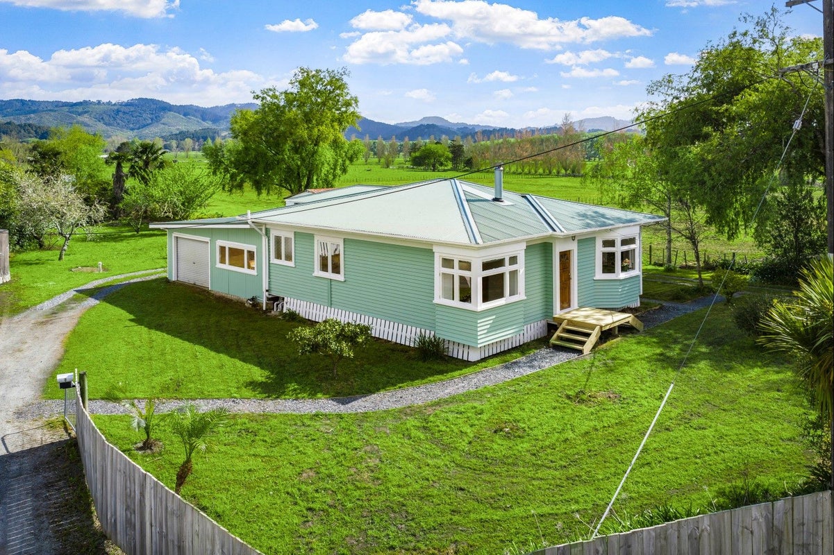 8 Old Kaipara Road, Kaipara Flats, Warkworth - Carousel 2