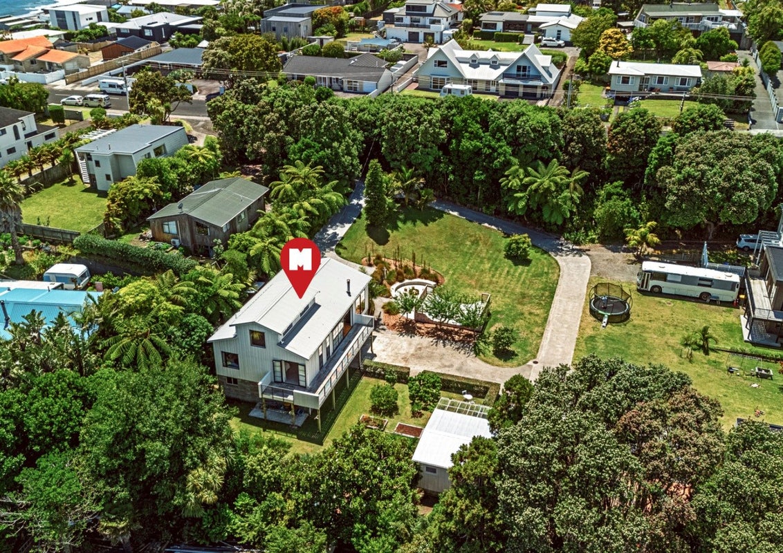 18 Dixon Street, Oakura, Oakura - Carousel 45