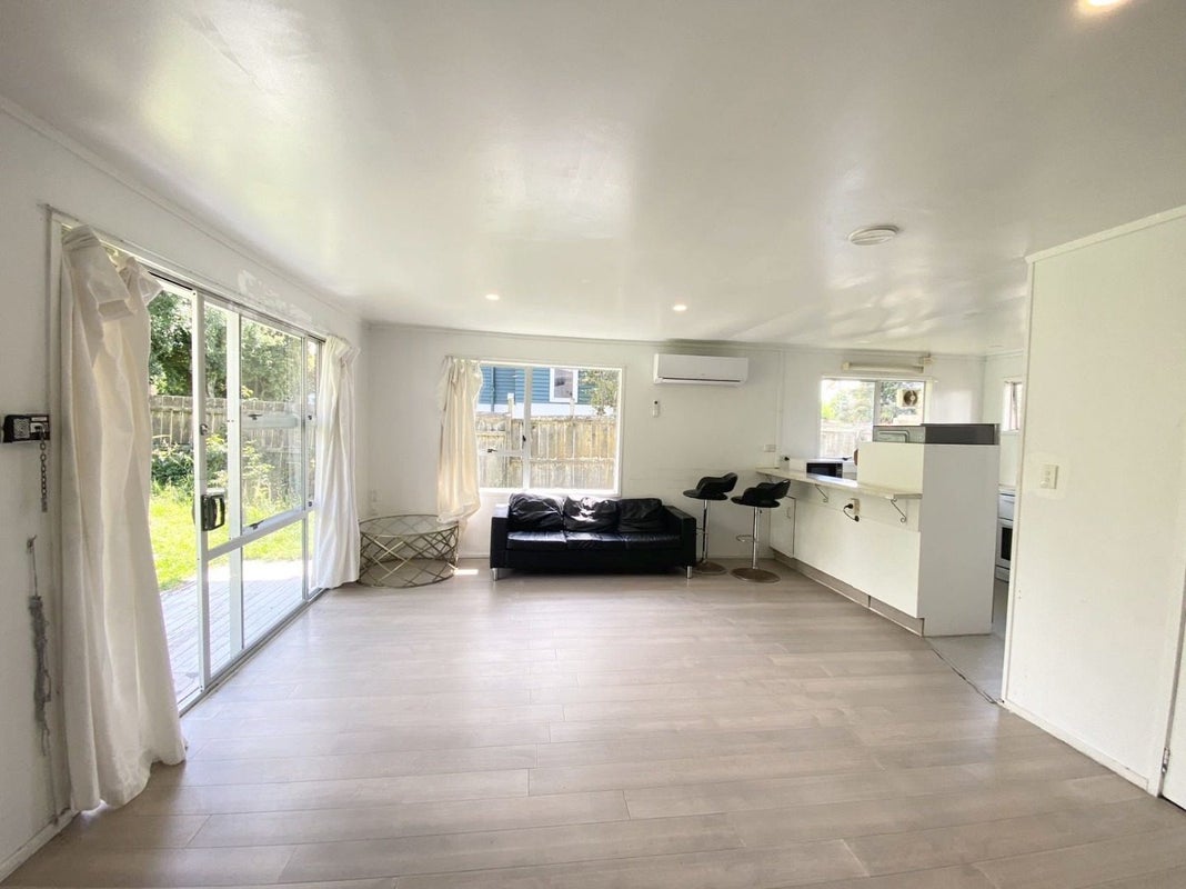12 Liddell Street, Hillcrest, Auckland - Carousel 2
