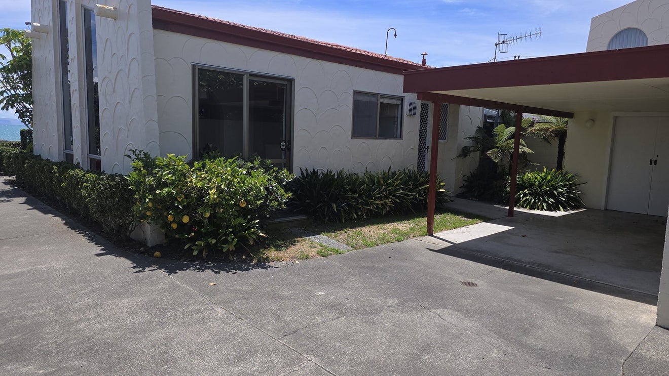 26 Charles Street, Westshore, Napier - Carousel 2